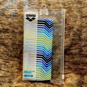 Arena Stripe Patterned Silicone Swim Cap